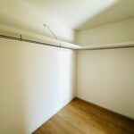 主寝室ウォークインクローゼット3帖